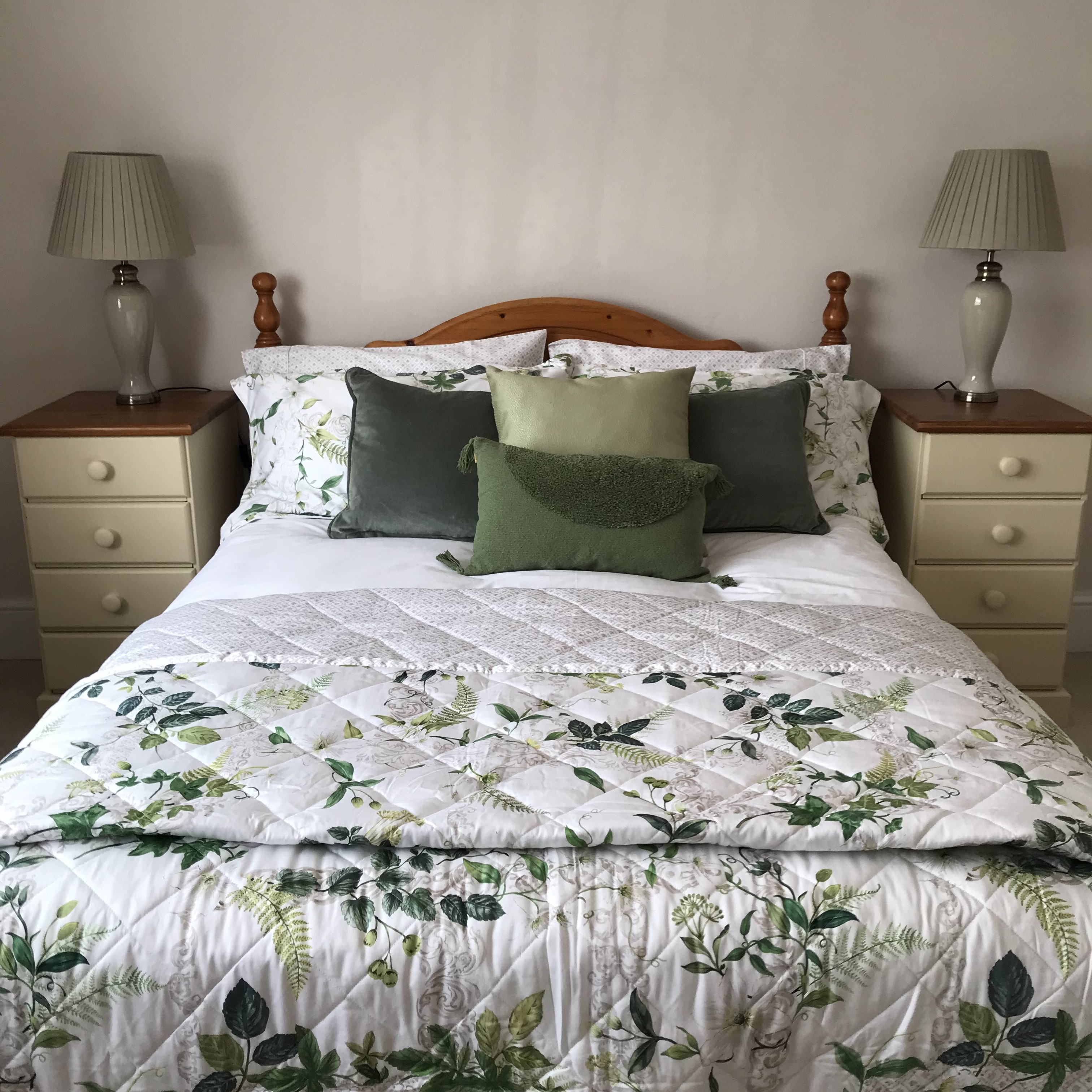 Interior Styling (For Sale), Chiswell Green Hertfordshire British